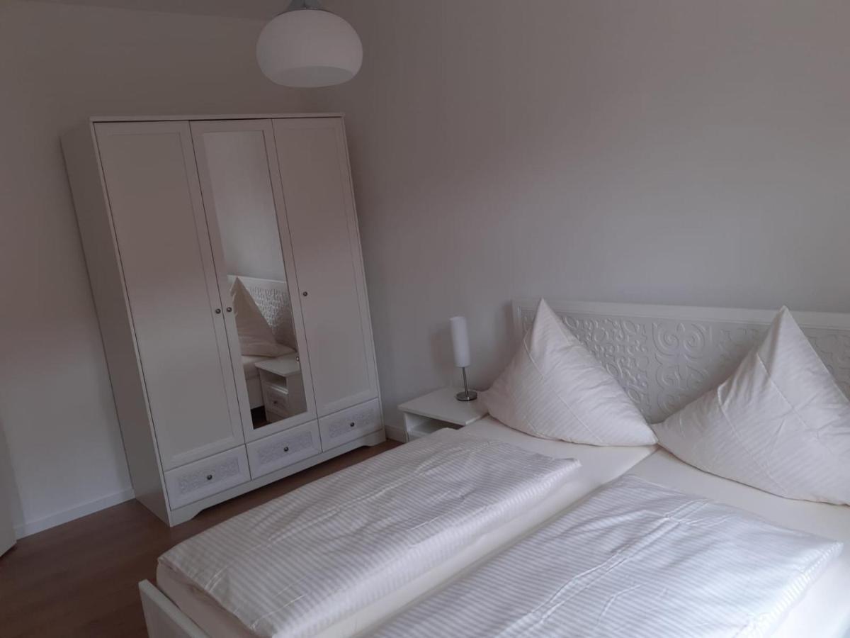 Apartments Smag Barbiergasse เพียร์นา ภายนอก รูปภาพ