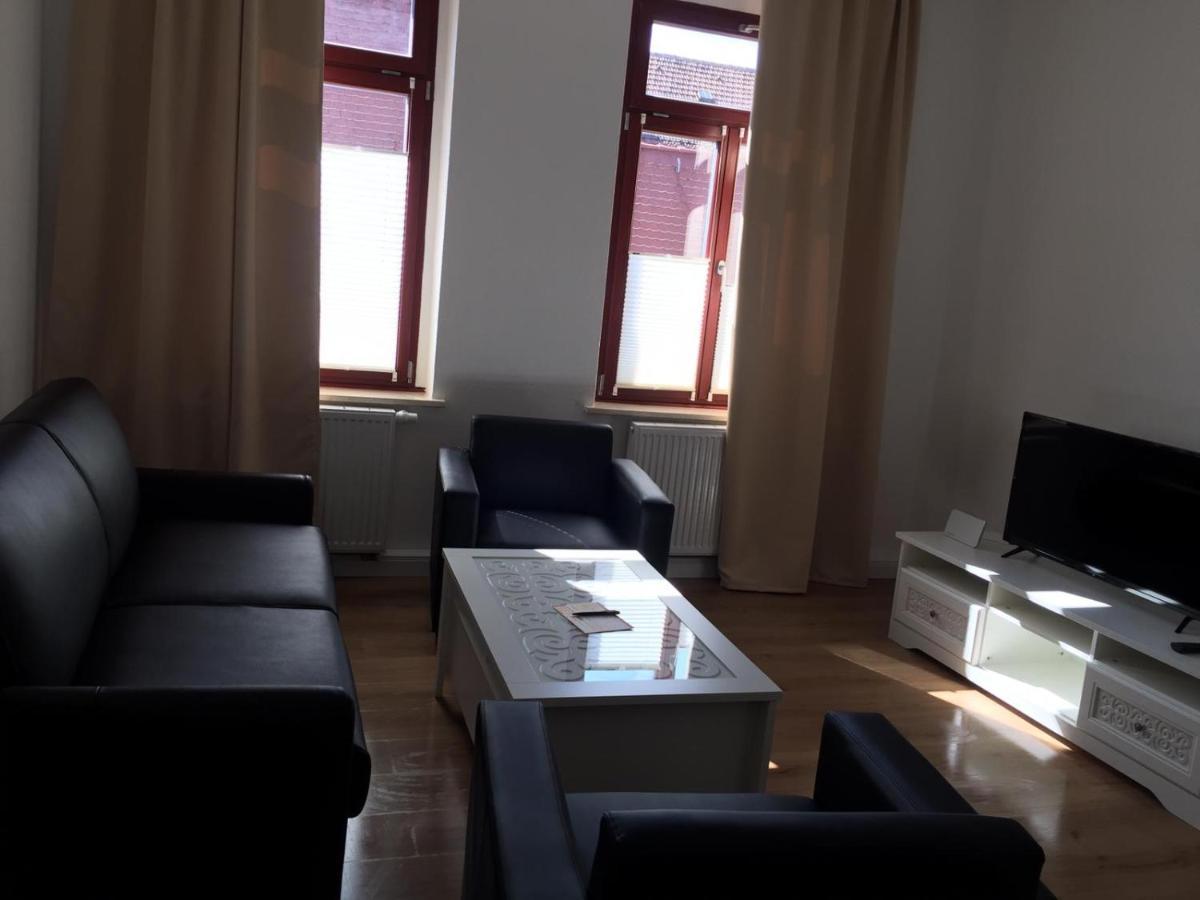 Apartments Smag Barbiergasse เพียร์นา ภายนอก รูปภาพ