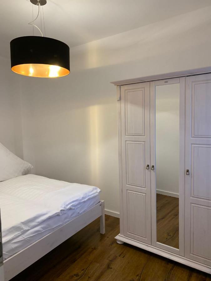 Apartments Smag Barbiergasse เพียร์นา ภายนอก รูปภาพ