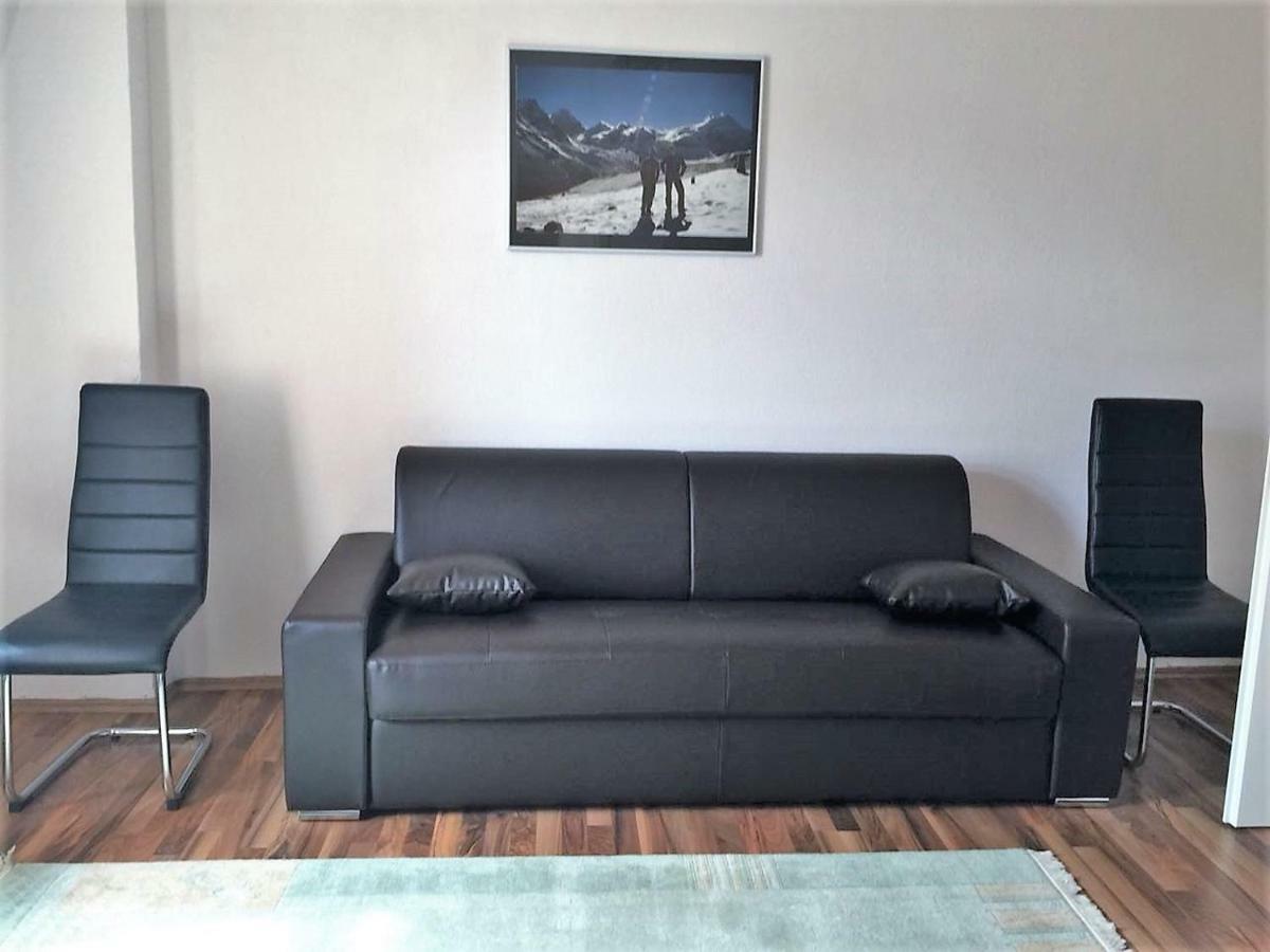 Apartments Smag Barbiergasse เพียร์นา ภายนอก รูปภาพ