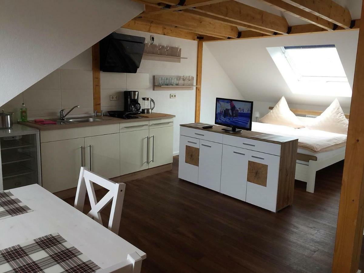 Apartments Smag Barbiergasse เพียร์นา ภายนอก รูปภาพ